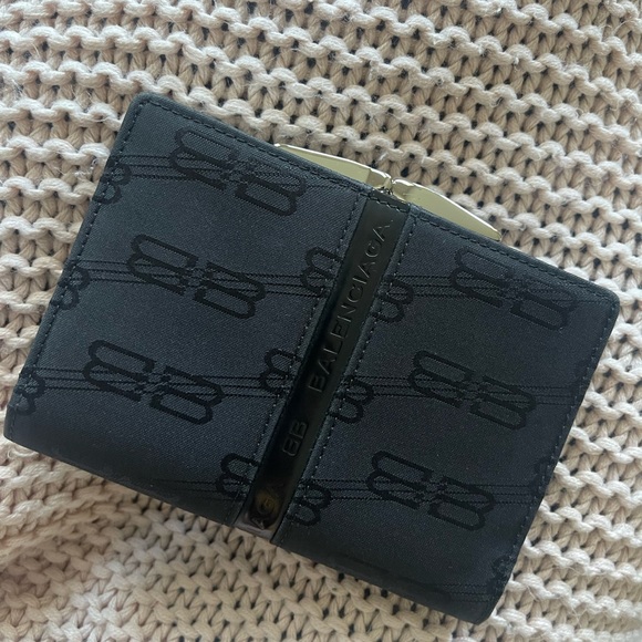 Balenciaga kisslock wallet - Picture 2 of 4
